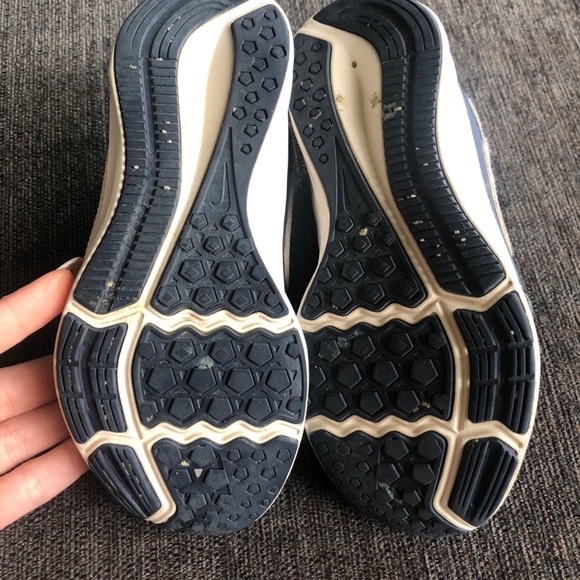 Toddler Boys Nike’s - Picture 5 of 5